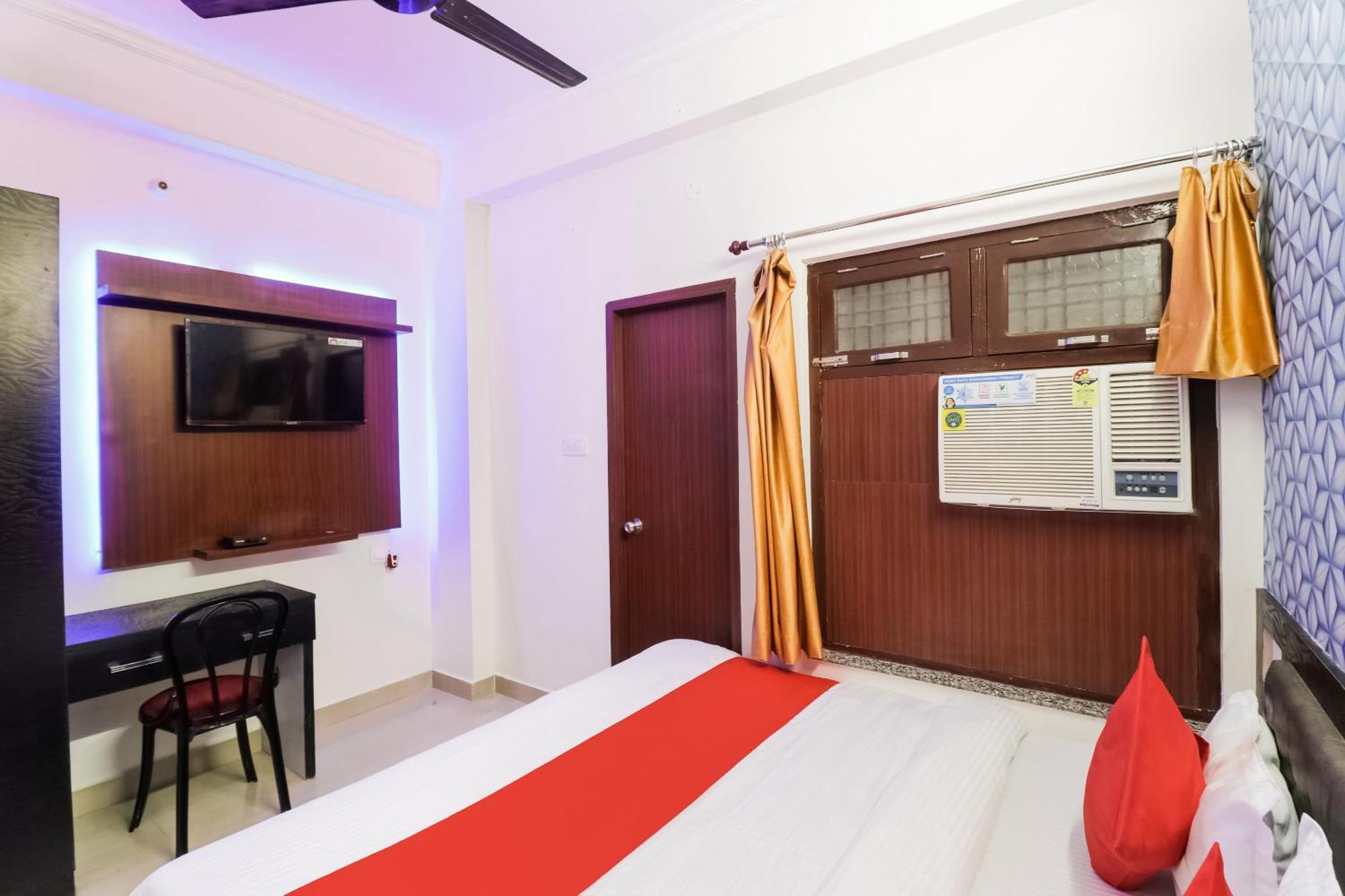 Vaccinated Staff- OYO Flagship 70617 Rc Inn Gorakhpur Exterior foto